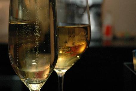 glass champagne